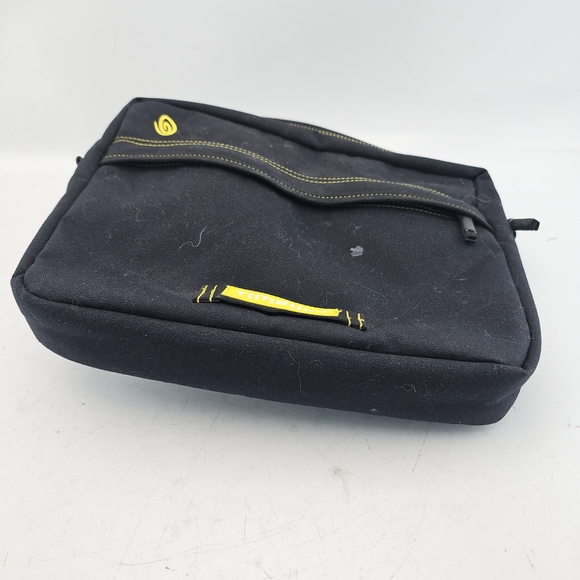 Timbuk2 Black Messenger Bag - Picture 4 of 6